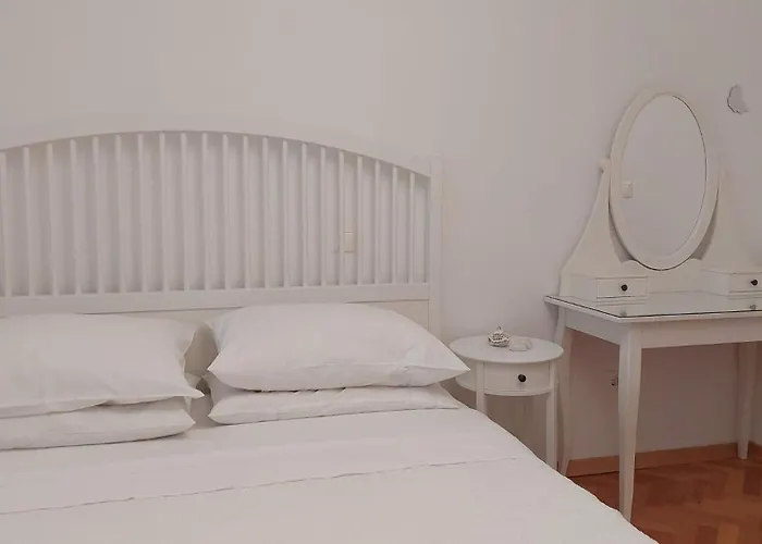 Kline Center Apartament *