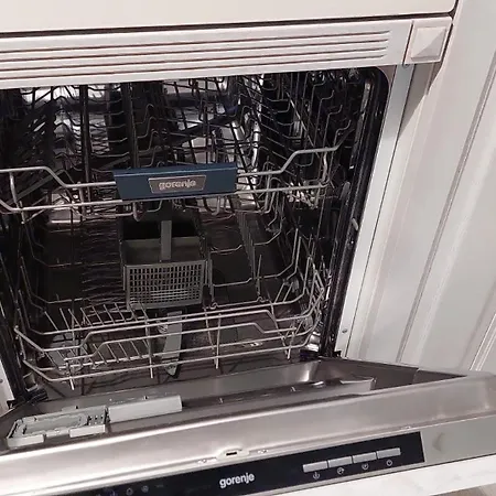 Kline Center Apartman *